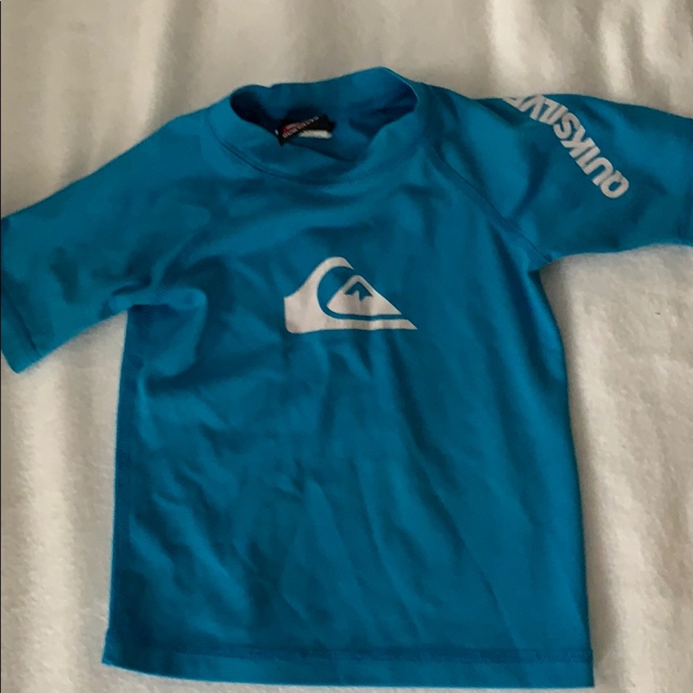Quiksilver rash guard